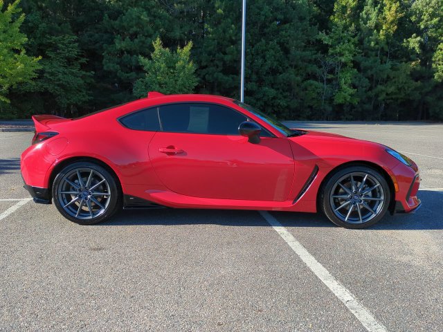 Used 2023 Subaru BRZ Limited RWD image 3