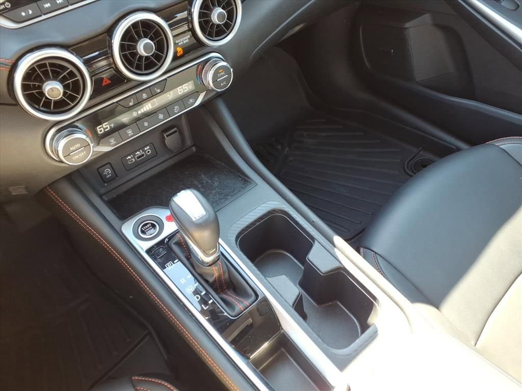 Used 2024 Nissan Sentra SR w/ SR Premium Package image 26