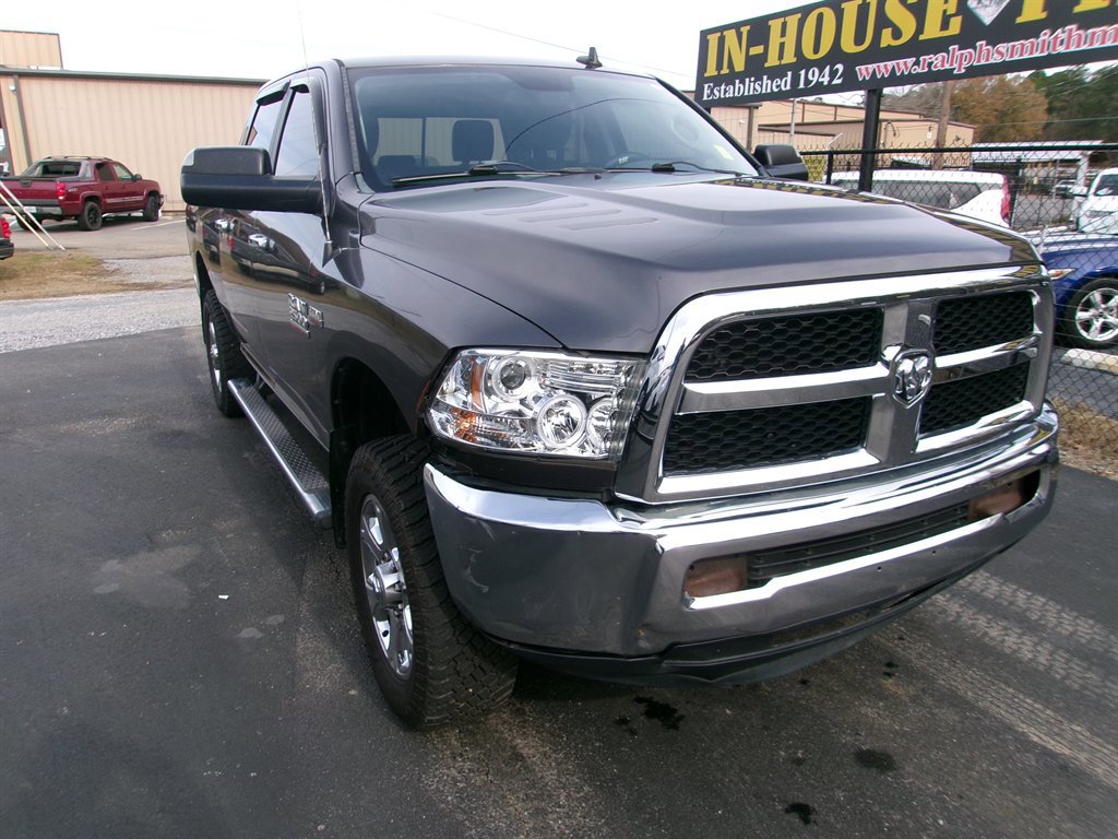 Used 2015 RAM 2500 SLT w/ Luxury Group image 5
