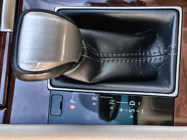 Used 2016 Lexus LS 460 w/ Comfort Package RWD image 16