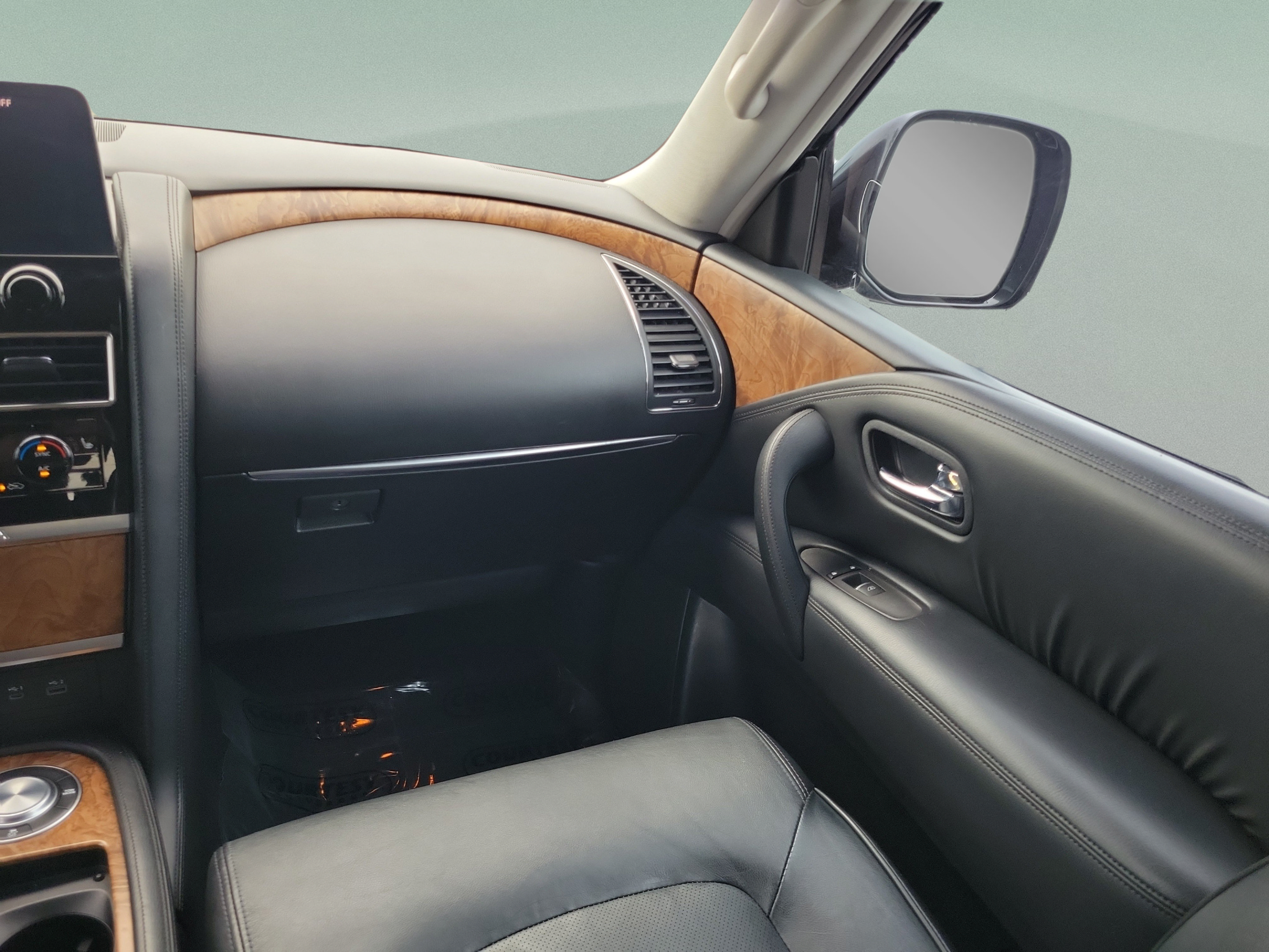 Used 2022 Nissan Armada SL RWD image 11