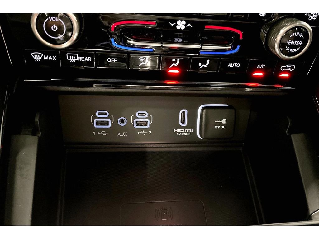 Used 2024 Jeep Grand Cherokee Summit w/ Luxury Tech Group V image 36