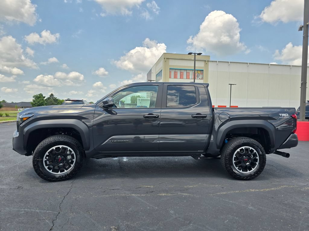 New 2026 Toyota Tacoma TRD Off-Road w/ TRD Off Road Premium Package AWD/4WD image 5