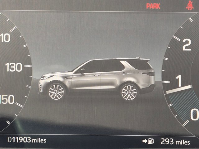 Used 2024 Land Rover Discovery S AWD/4WD image 7