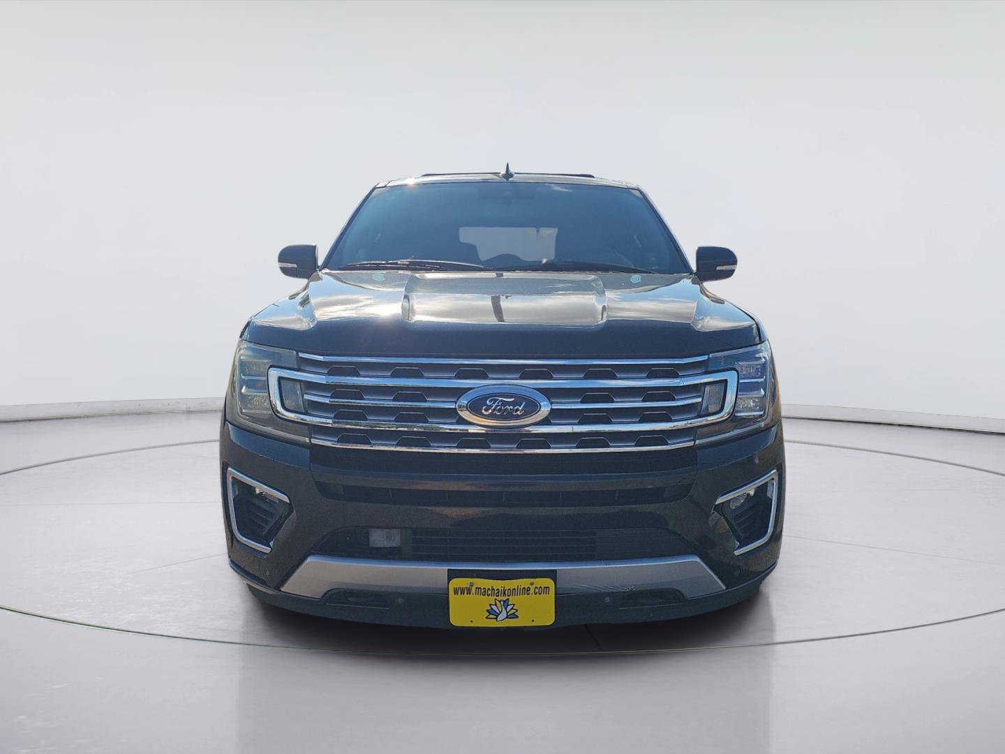 Used 2018 Ford Expedition Limited w/ Equipment Group 301A AWD/4WD image 8