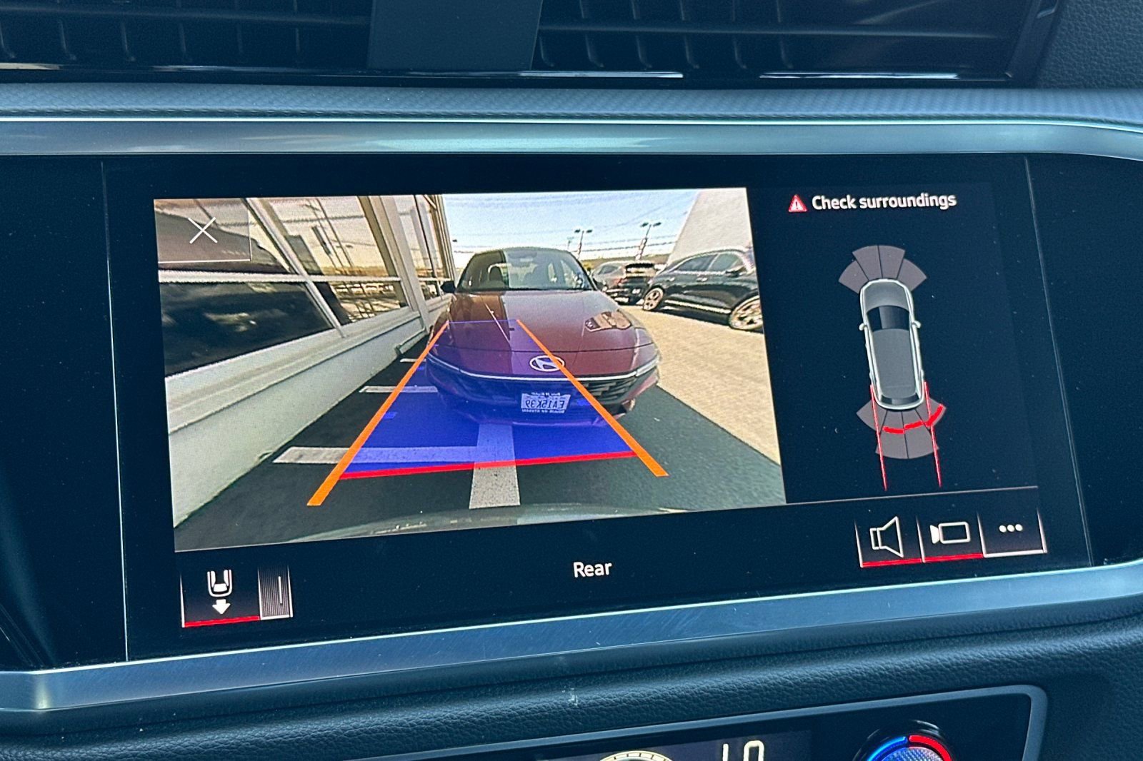 Used 2022 Audi Q3 2.0T Premium Plus w/ Premium Plus Package image 25