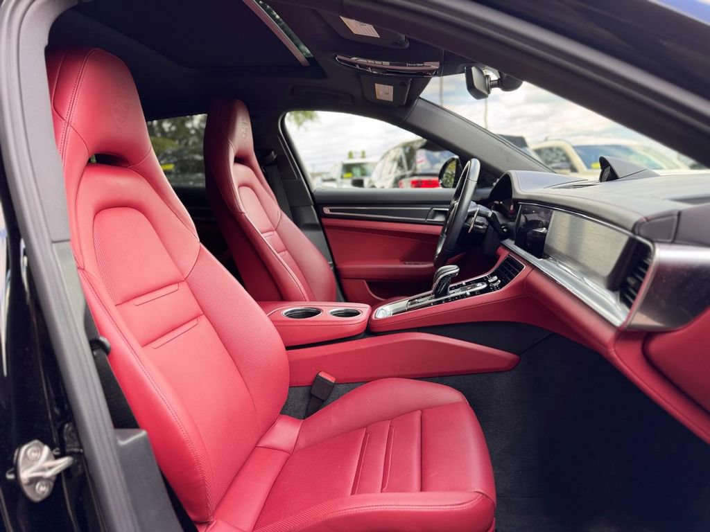 Used 2023 Porsche Panamera 4 Platinum Edition AWD/4WD image 29