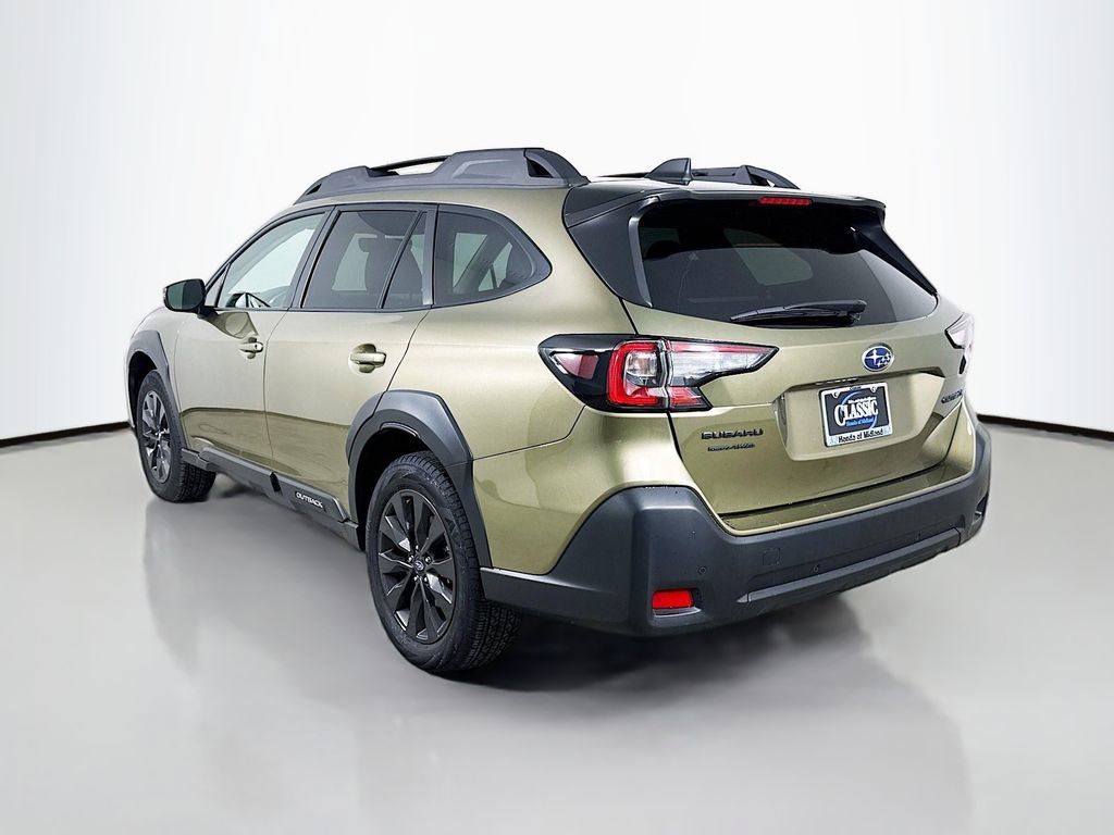 Used 2025 Subaru Outback Onyx Edition image 5