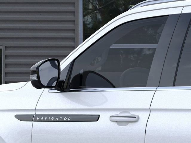 New 2025 Lincoln Navigator L Black Label image 20