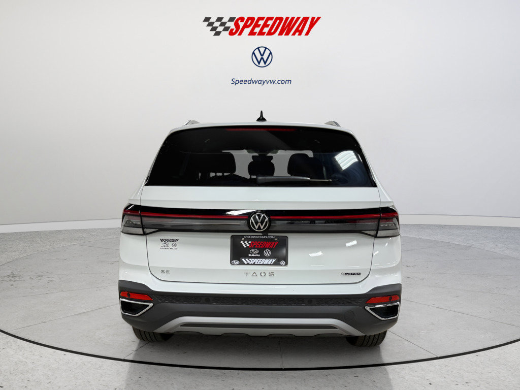 New 2025 Volkswagen Taos SE image 6