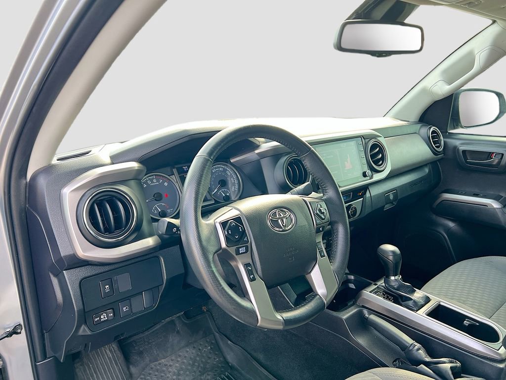 Used 2022 Toyota Tacoma SR5 image 9
