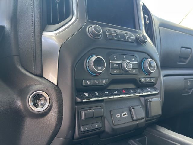 Used 2022 Chevrolet Silverado 2500 LTZ w/ LTZ Plus Package image 27