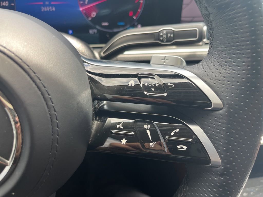 Used 2024 Mercedes-Benz GLS 580 4MATIC image 26