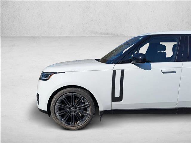 Certified 2025 Land Rover Range Rover Long Wheelbase SE image 8