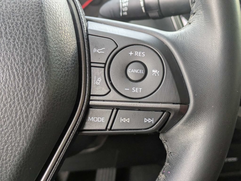 Used 2022 Toyota Camry XSE w/ Navigation Package FWD image 23