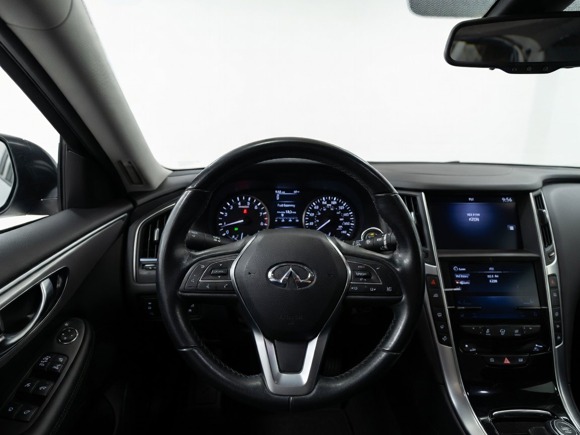 Used 2020 INFINITI Q50 Luxe RWD image 7