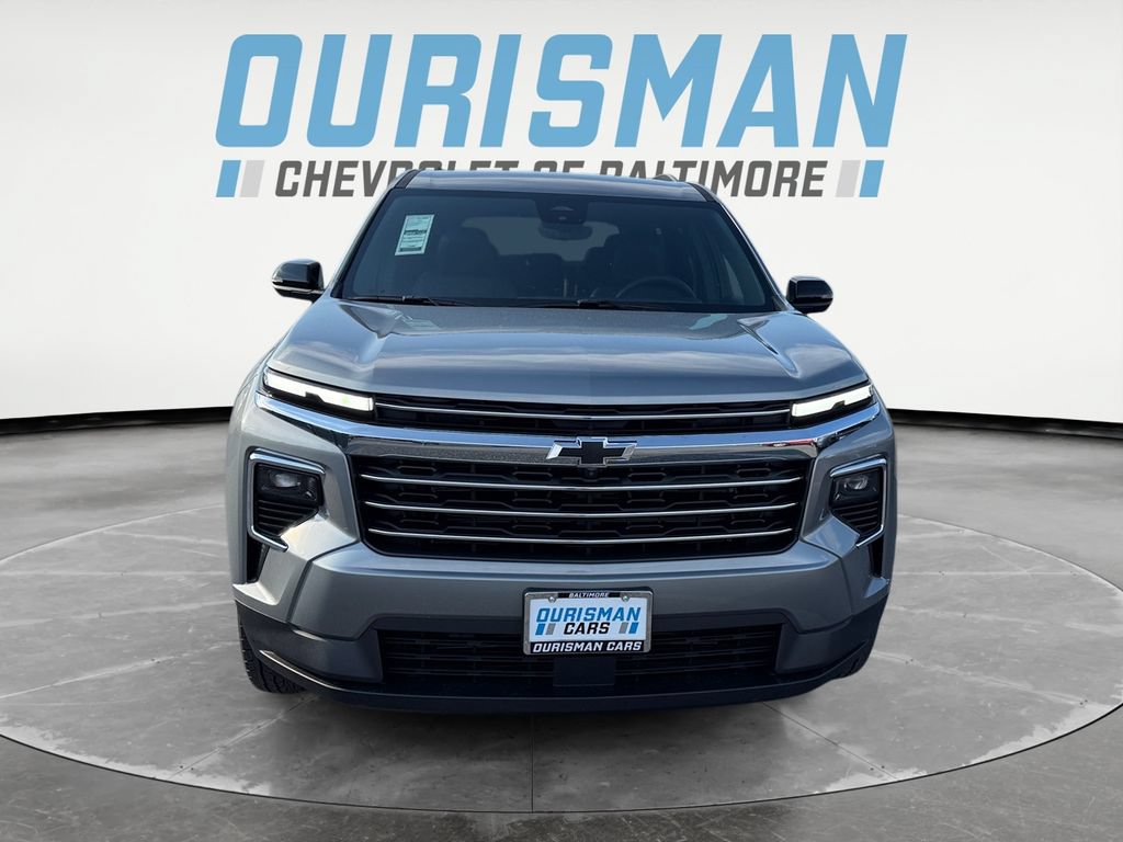 New 2027 Chevrolet Traverse LT w/ Driver Confidence Package FWD image 8