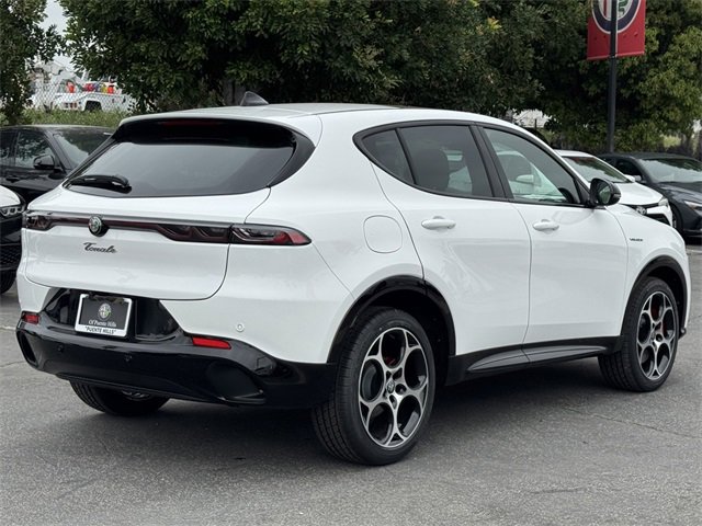 New 2025 Alfa Romeo Tonale w/ Premium Package image 6