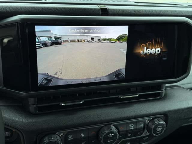 New 2026 Jeep Gladiator Sport AWD/4WD image 22