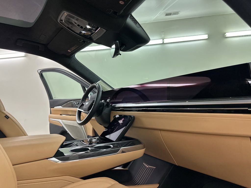 Certified 2025 Cadillac Escalade IQ Sport 2 w/ LPO, ONYX Package image 17