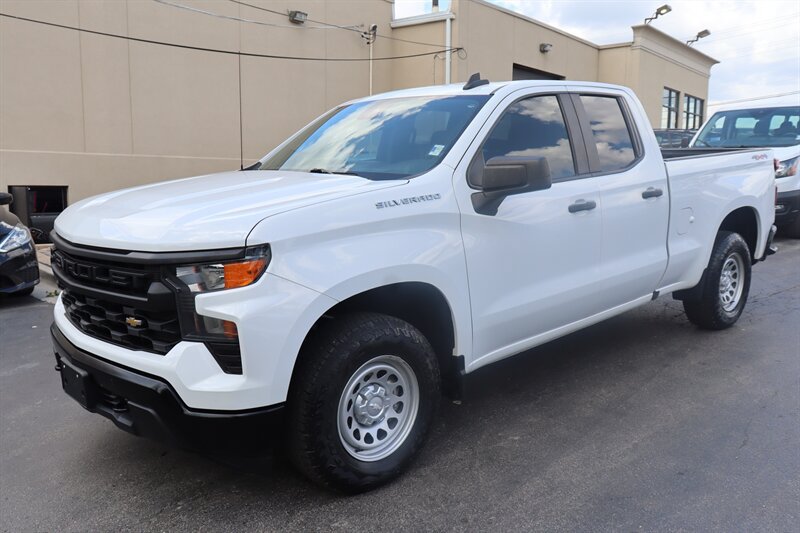 Used 2023 Chevrolet Silverado 1500 W/T w/ WT Value Package AWD/4WD image 3