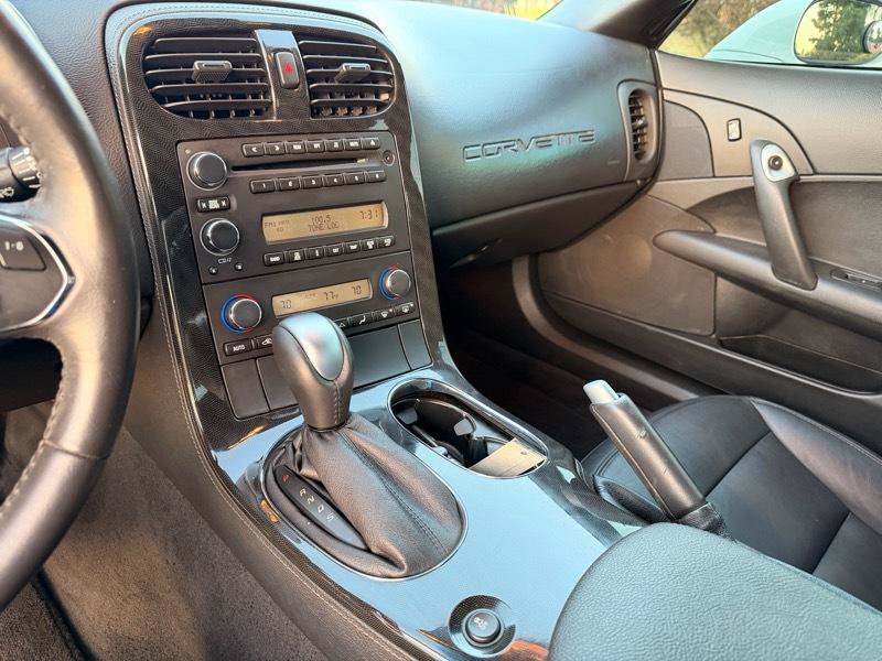 Used 2013 Chevrolet Corvette Coupe RWD image 14