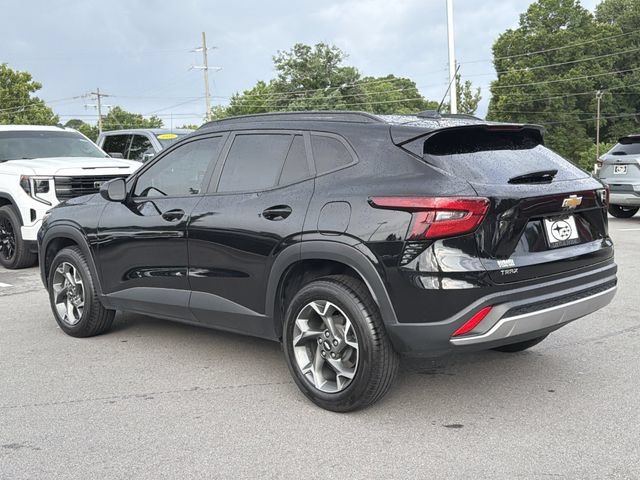 Used 2024 Chevrolet Trax LT FWD image 5
