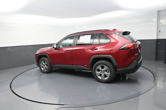 Used 2025 Toyota RAV4 XLE AWD/4WD image 47