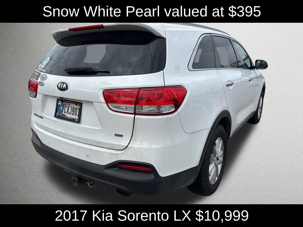 Used 2017 Kia Sorento LX w/ LX Convenience Package image 3