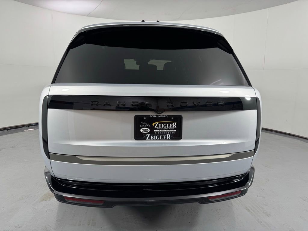 Used 2025 Land Rover Range Rover SE AWD/4WD image 7