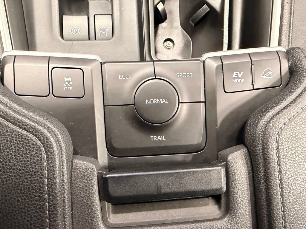 Used 2024 Toyota Grand Highlander AWD Hybrid image 34