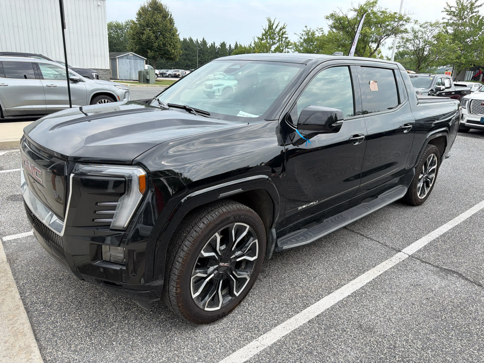 Certified 2026 GMC Sierra EV Denali AWD/4WD image 7