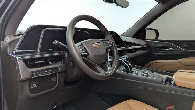Used 2022 Cadillac Escalade ESV Premium Luxury AWD/4WD image 26