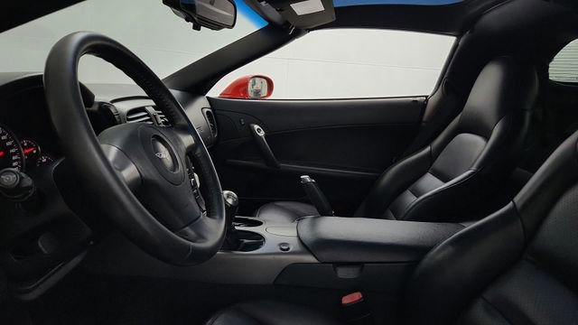 Used 2007 Chevrolet Corvette Coupe w/ Preferred Equipment Group image 12