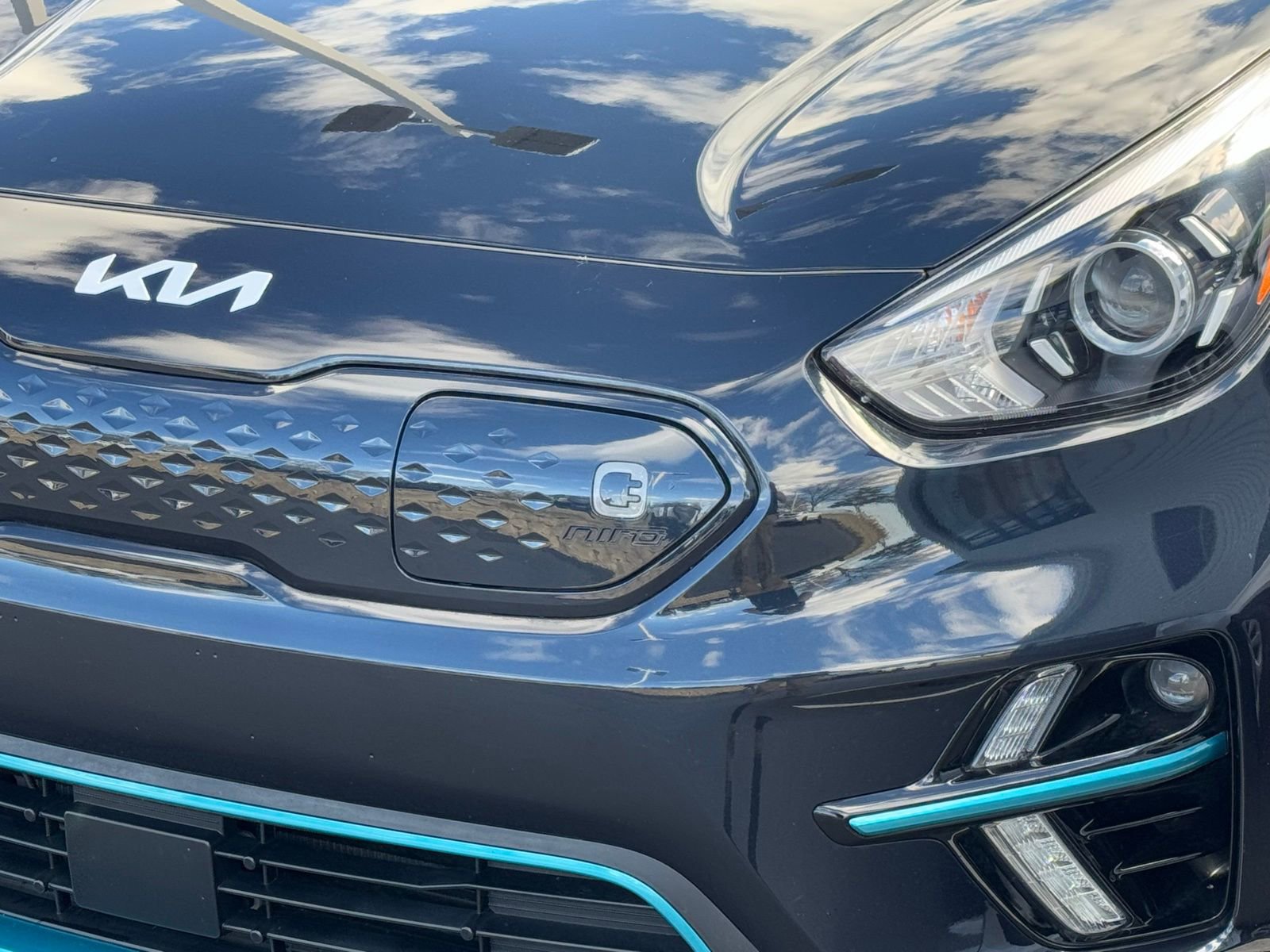 Used 2022 Kia Niro EX w/ Cold Weather Package image 56