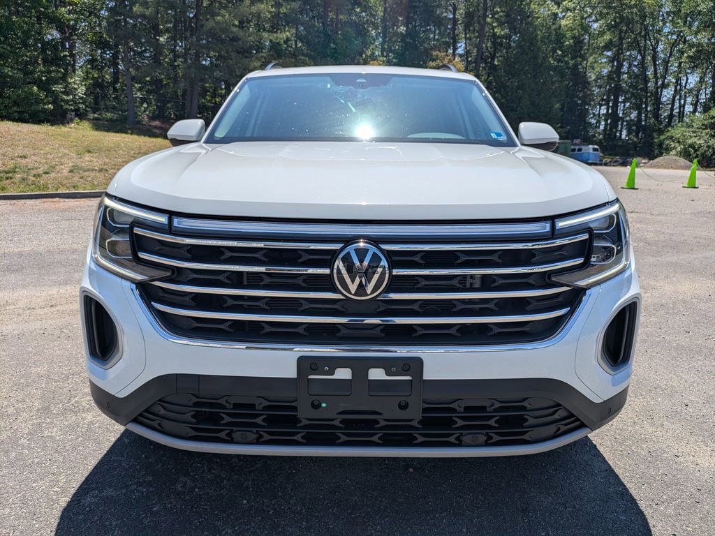 Used 2024 Volkswagen Atlas SE w/ Panoramic Sunroof Package AWD/4WD image 9