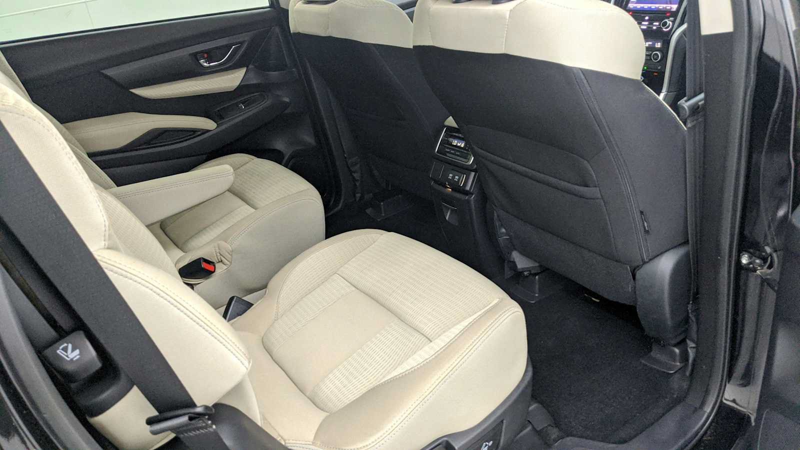 Used 2019 Subaru Ascent Premium w/ Popular Package #2A AWD/4WD image 26