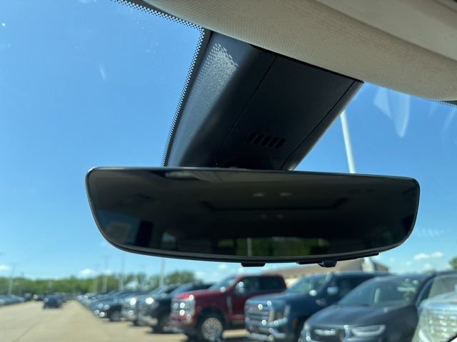 Used 2024 Buick Enclave Avenir w/ Avenir Technology Package AWD/4WD image 34