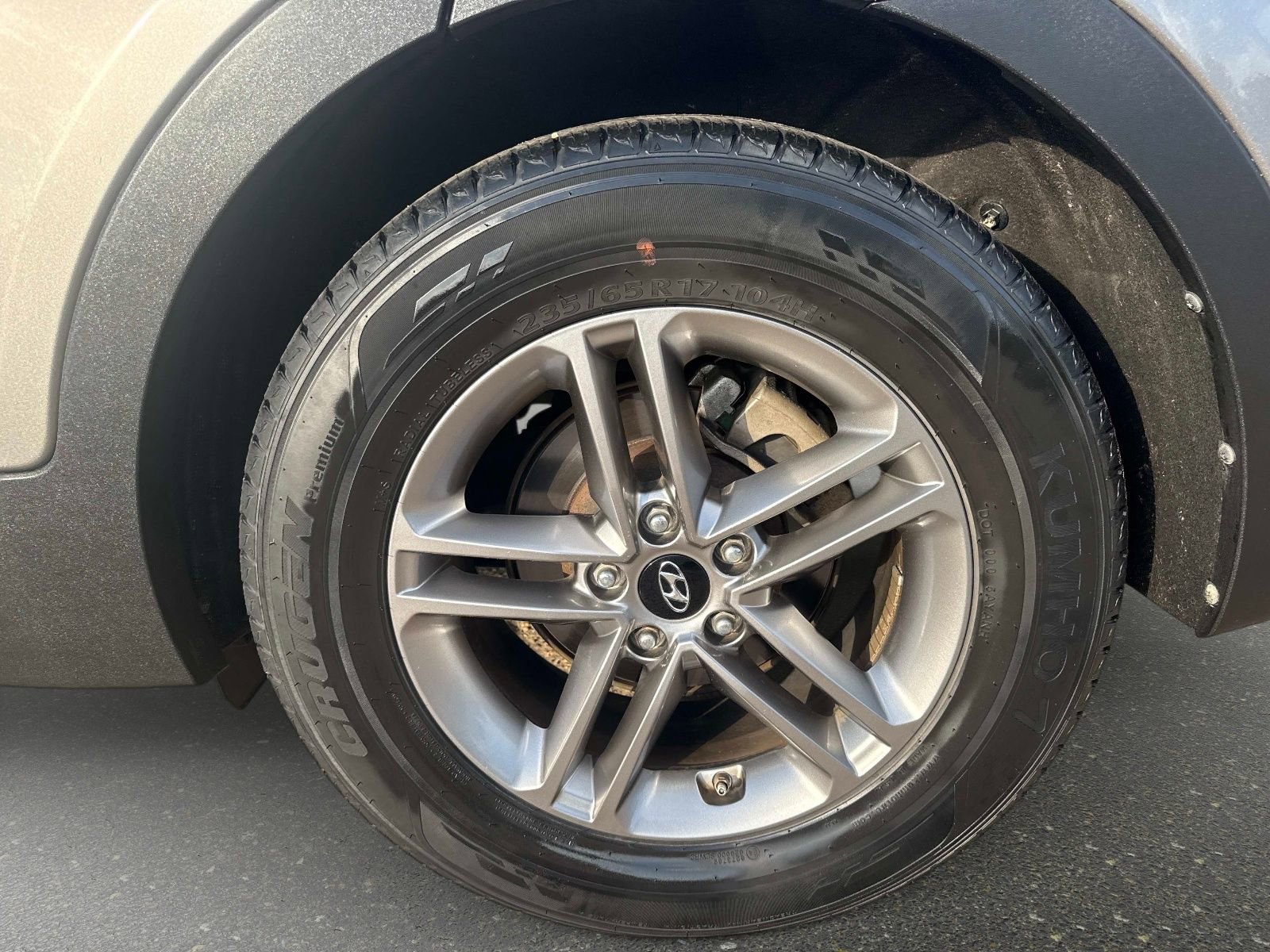 Used 2018 Hyundai Santa Fe Sport w/ 2.4L Value Package 02 image 28