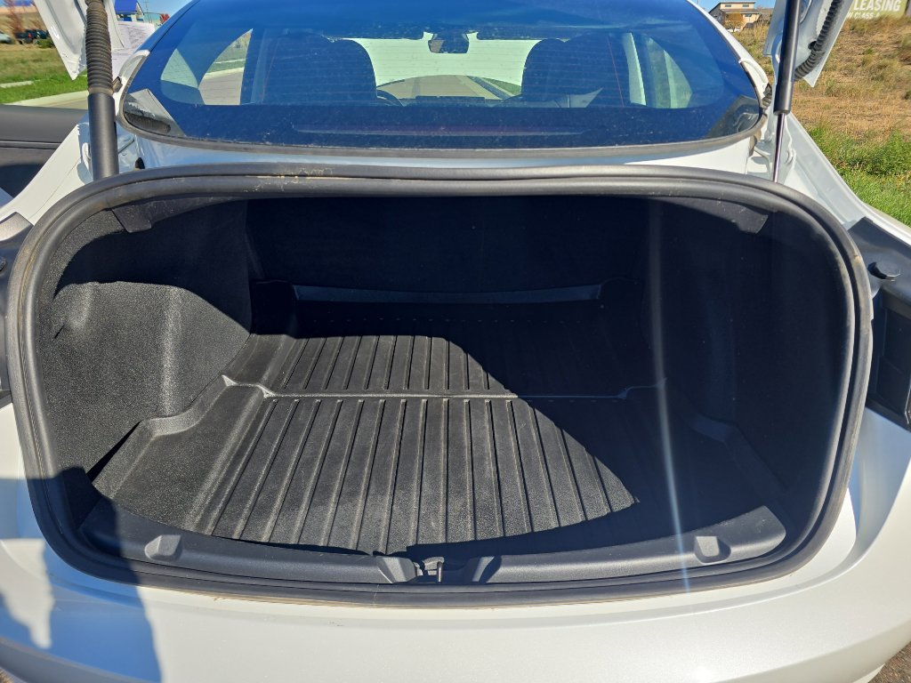 Used 2023 Tesla Model 3 Standard Range image 27