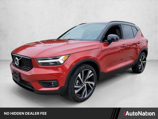 Used 2022 Volvo XC40 T5 R-Design