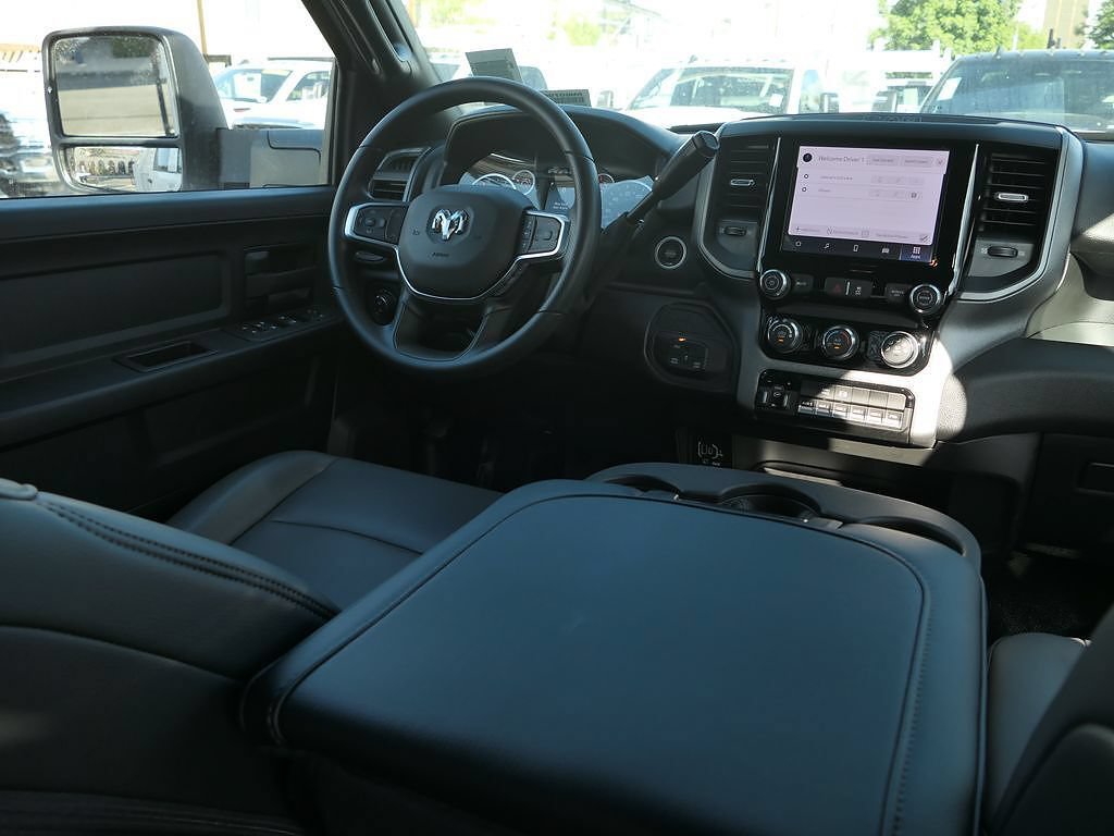 New 2026 RAM 4500 Tradesman w/ Chrome Appearance Group AWD/4WD image 23