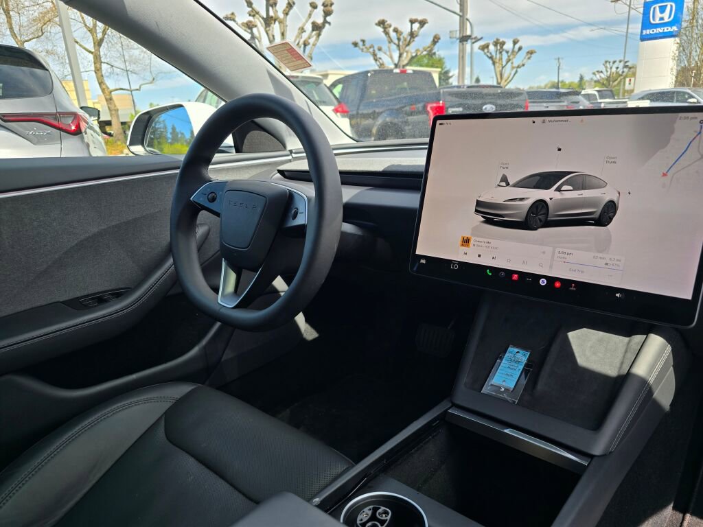 Used 2025 Tesla Model 3 Long Range RWD image 9