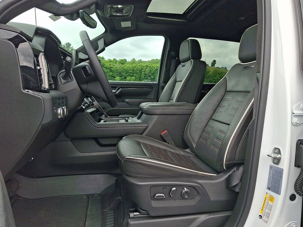 Used 2024 GMC Sierra 2500 AT4X AWD/4WD image 13