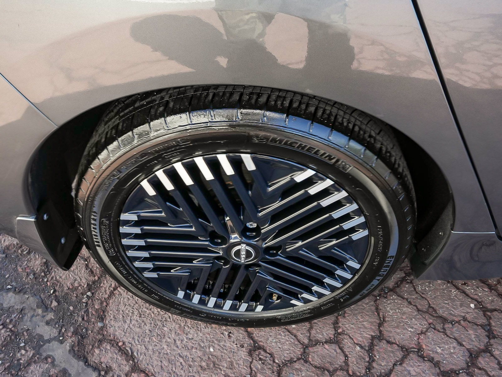 Used 2023 Nissan Leaf SV Plus FWD image 8