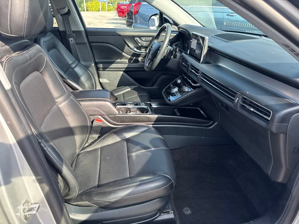 Used 2020 Lincoln Corsair AWD w/ Equipment Group 101A image 33