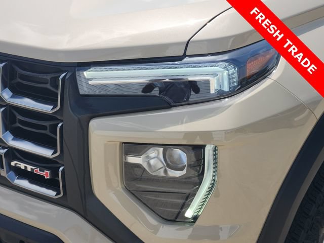 Used 2024 GMC Canyon AT4 w/ Technology Package AWD/4WD image 9