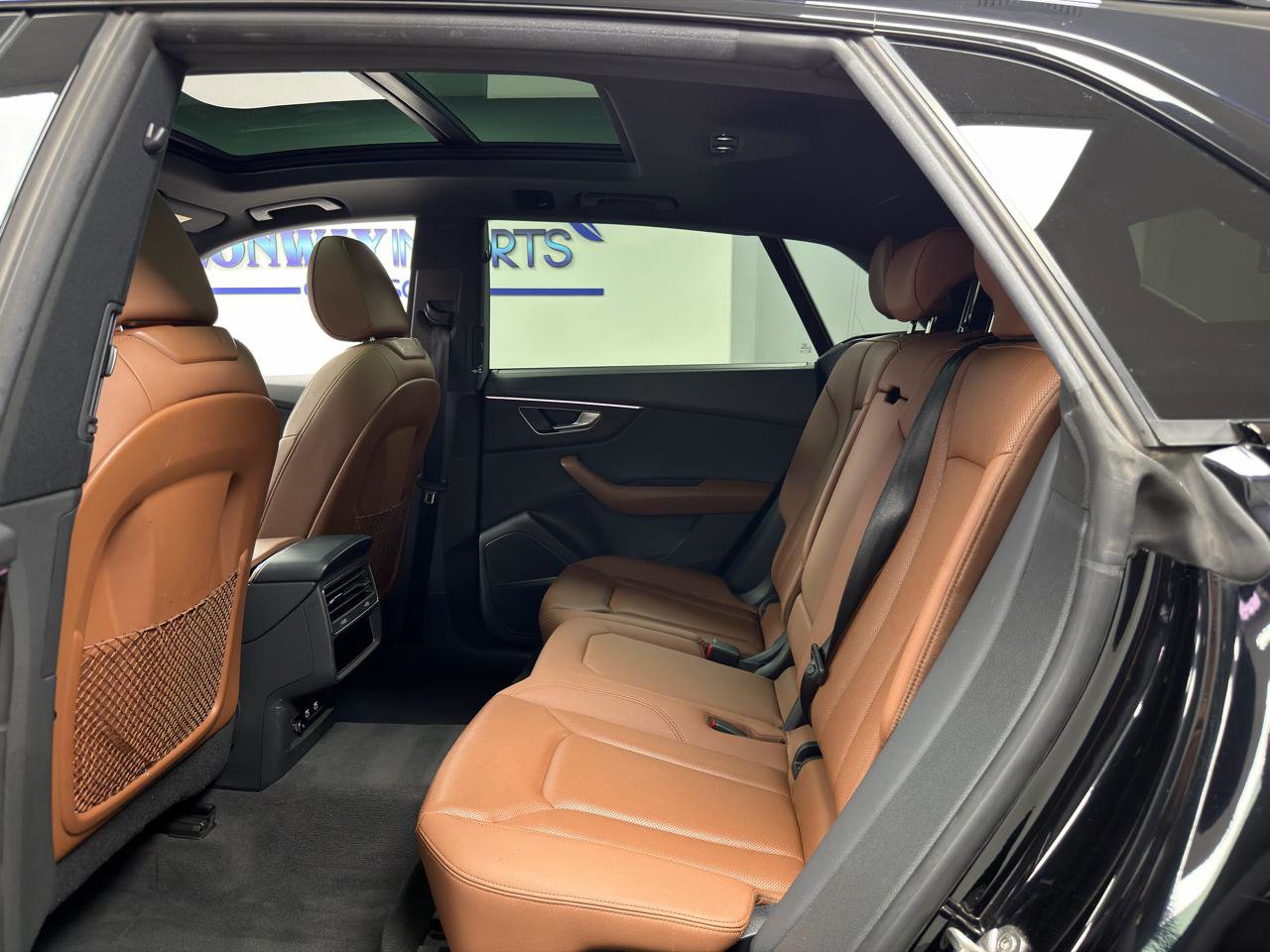 Used 2021 Audi Q8 Prestige w/ Prestige Package AWD/4WD image 31