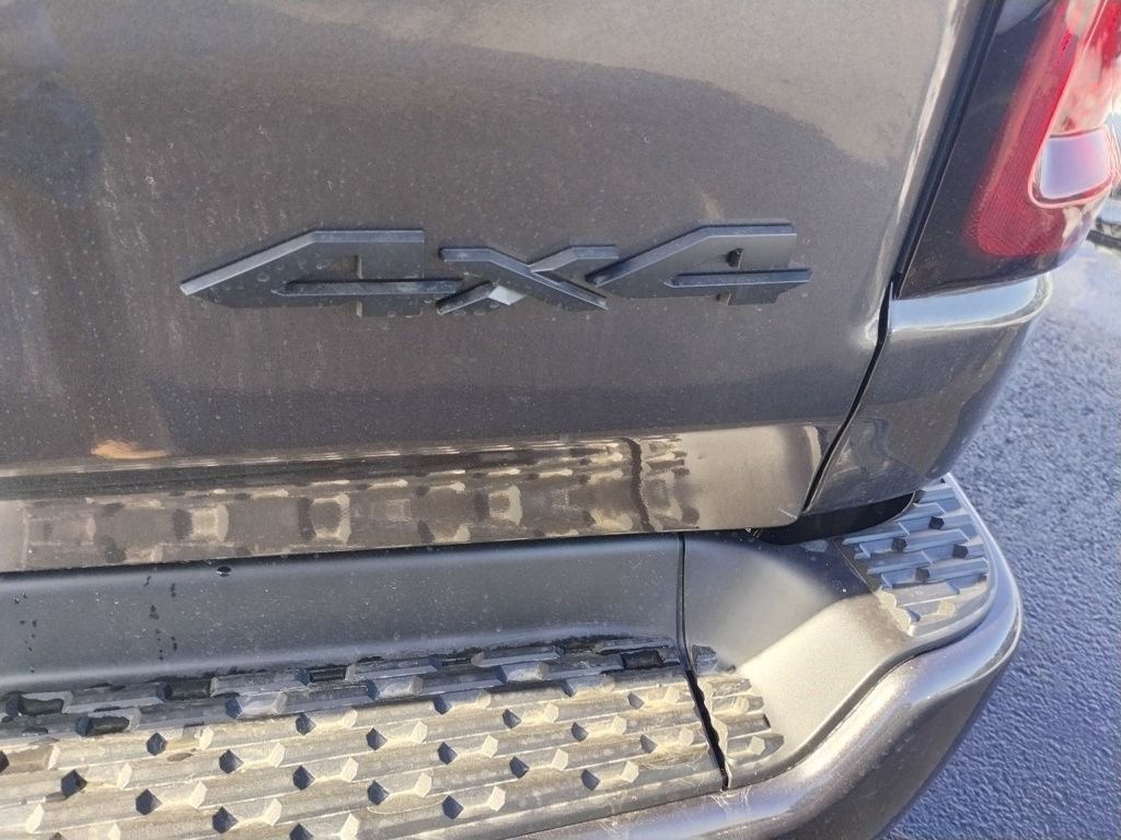 New 2026 RAM 1500 Big Horn w/ Night Edition image 13