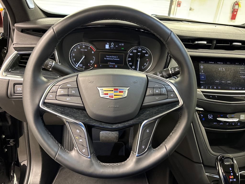 Certified 2025 Cadillac XT5 Premium Luxury image 26